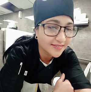 Meet your Posher, Marlen